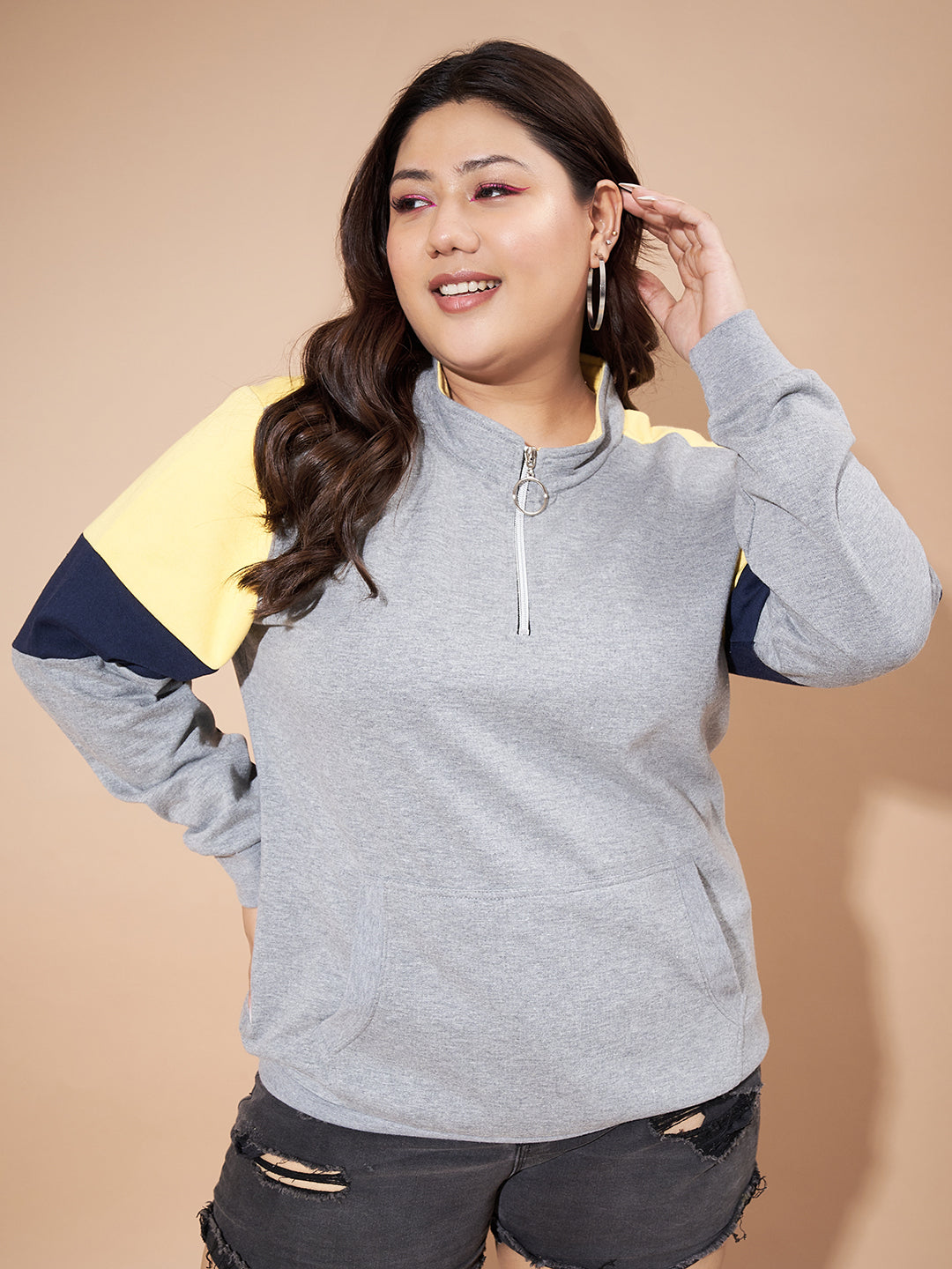 Austivo Women Solid Sweatshirt