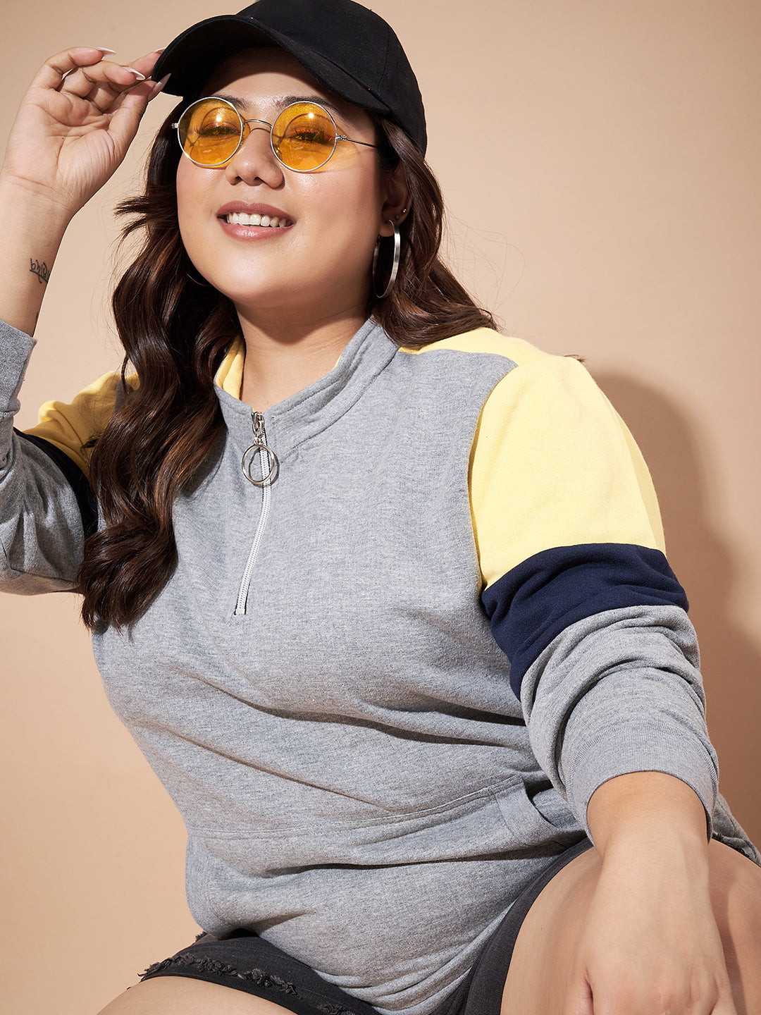 Austivo Women Solid Sweatshirt