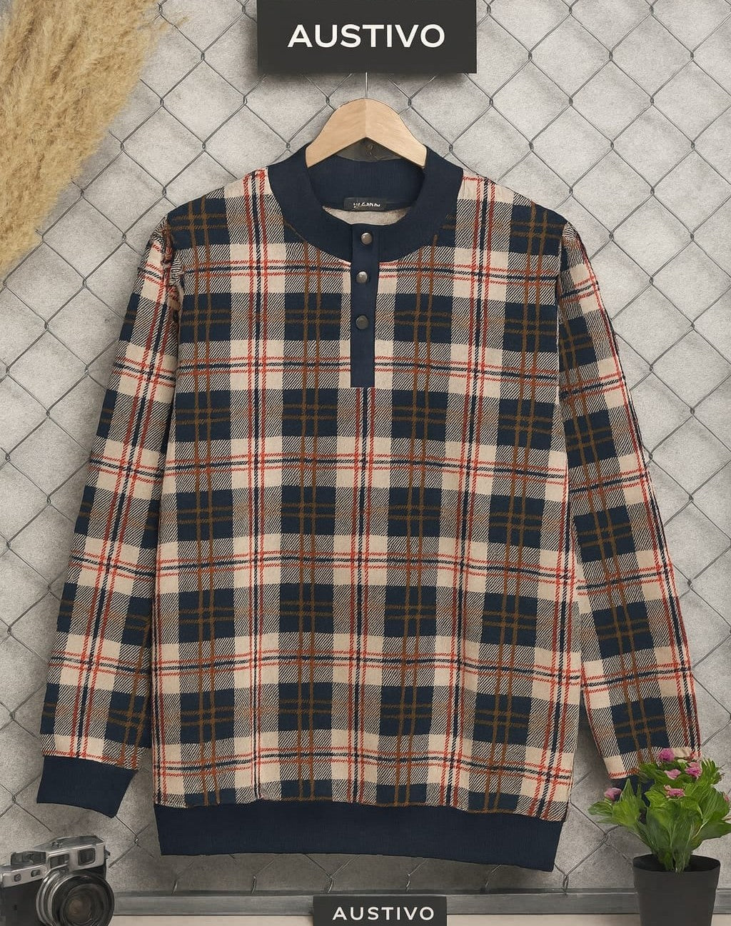 Austivo Men's Sweatshirt