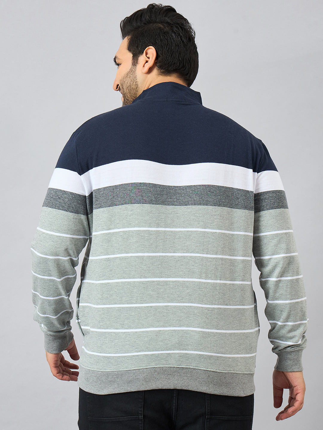 Austivo Men's Sweatshirt