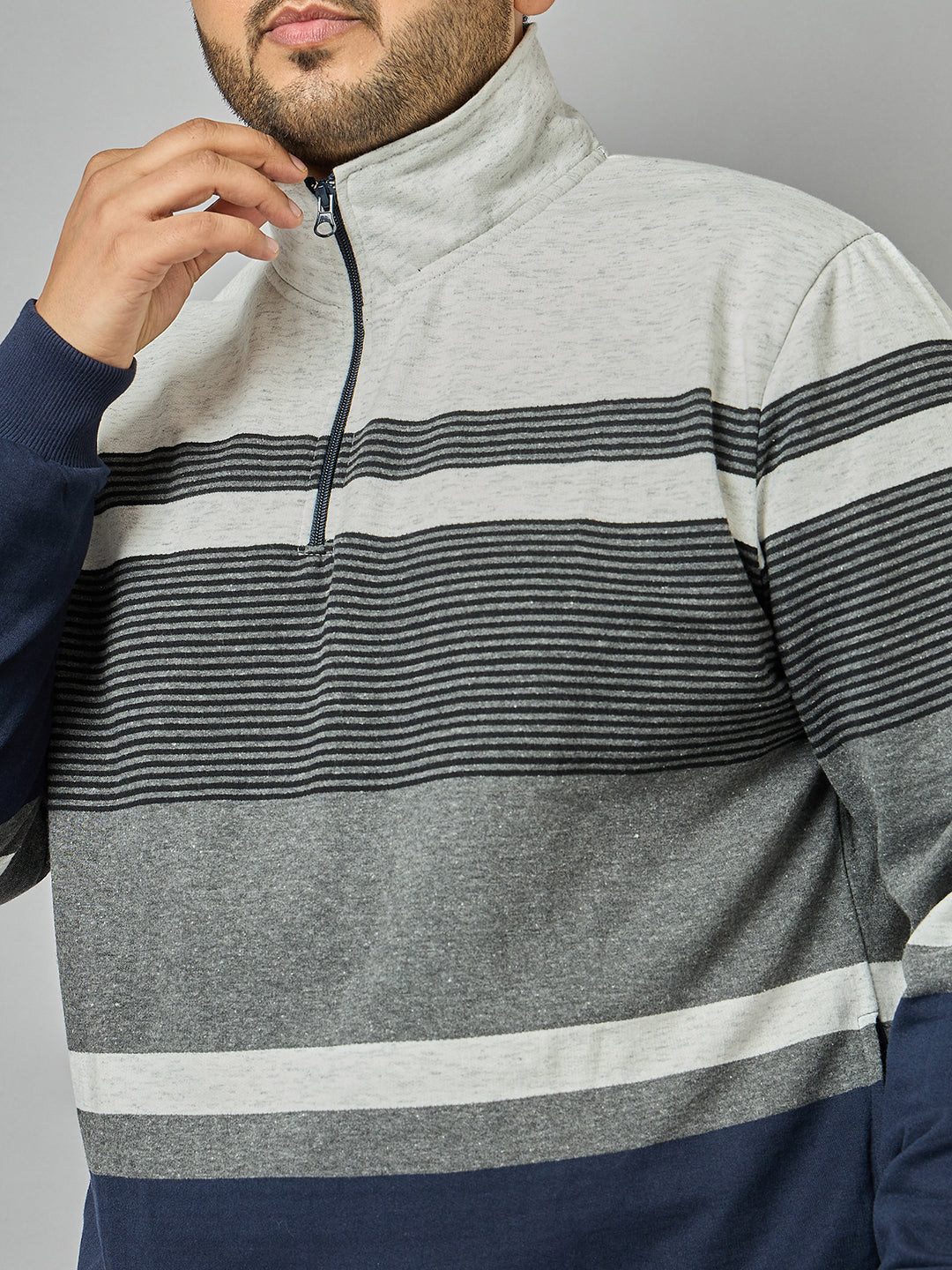Austivo Men's Sweatshirt