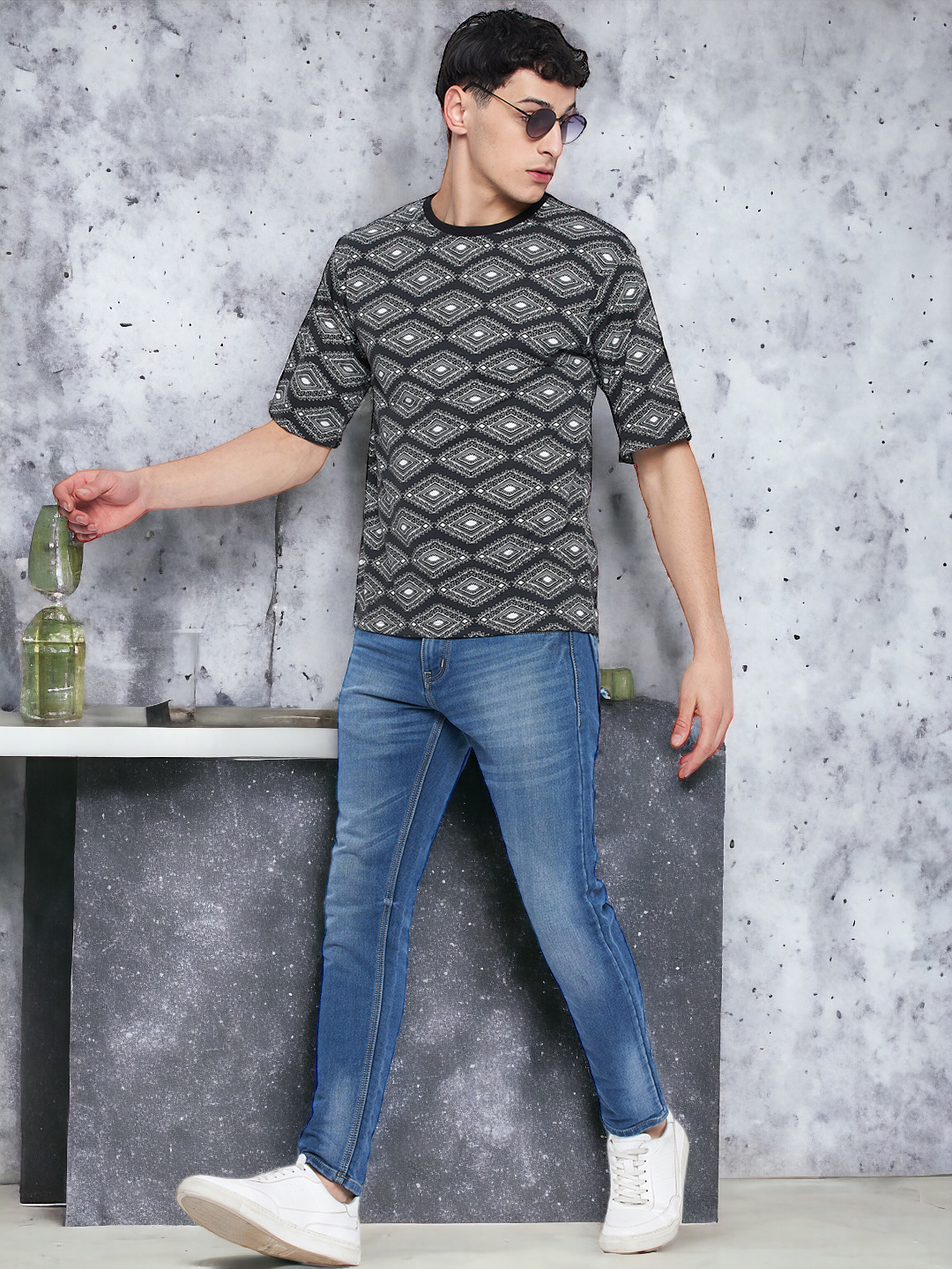 Austiz Men's Graphic print Funky T shirt