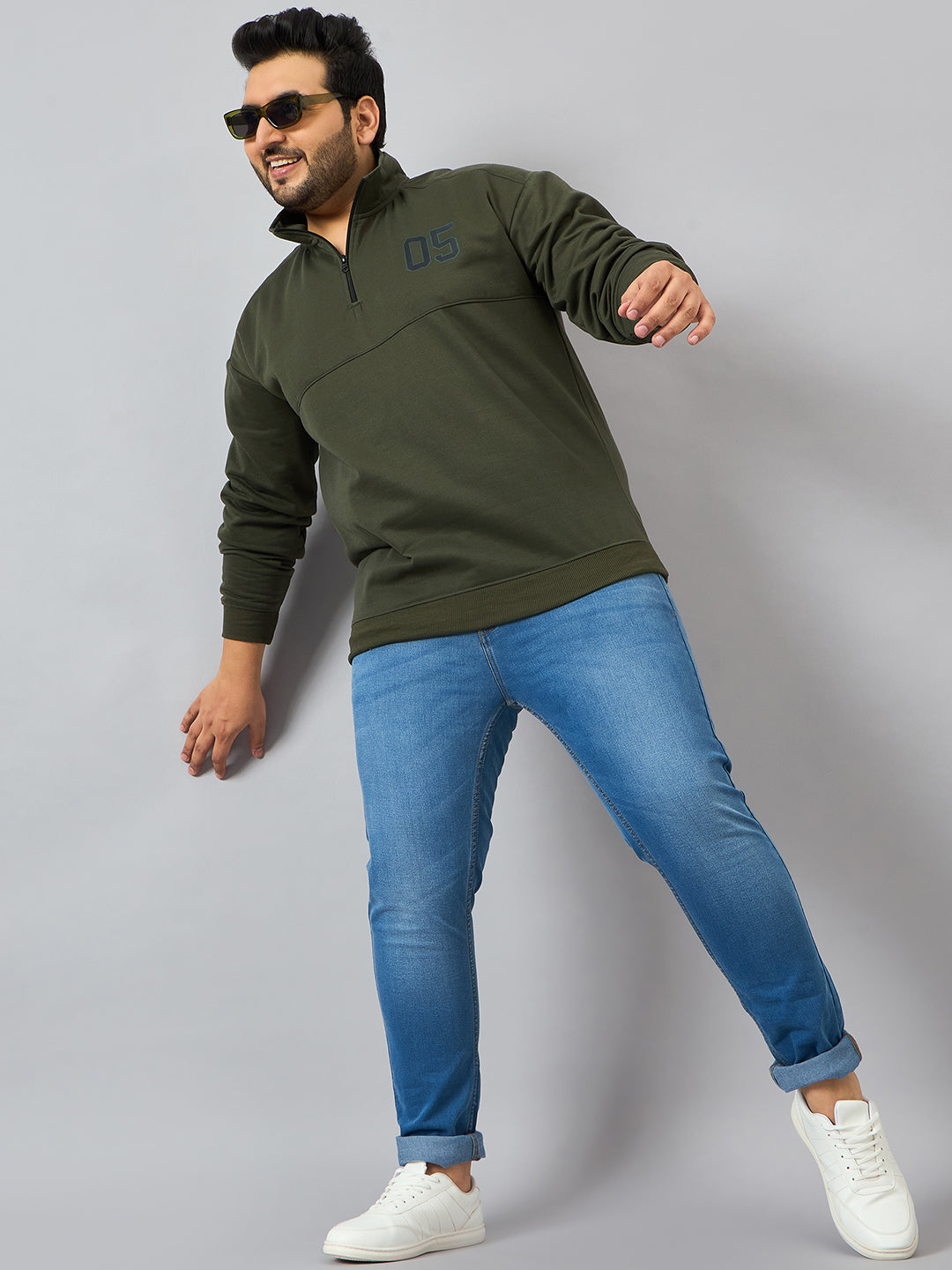 Austivo Men's Sweatshirt