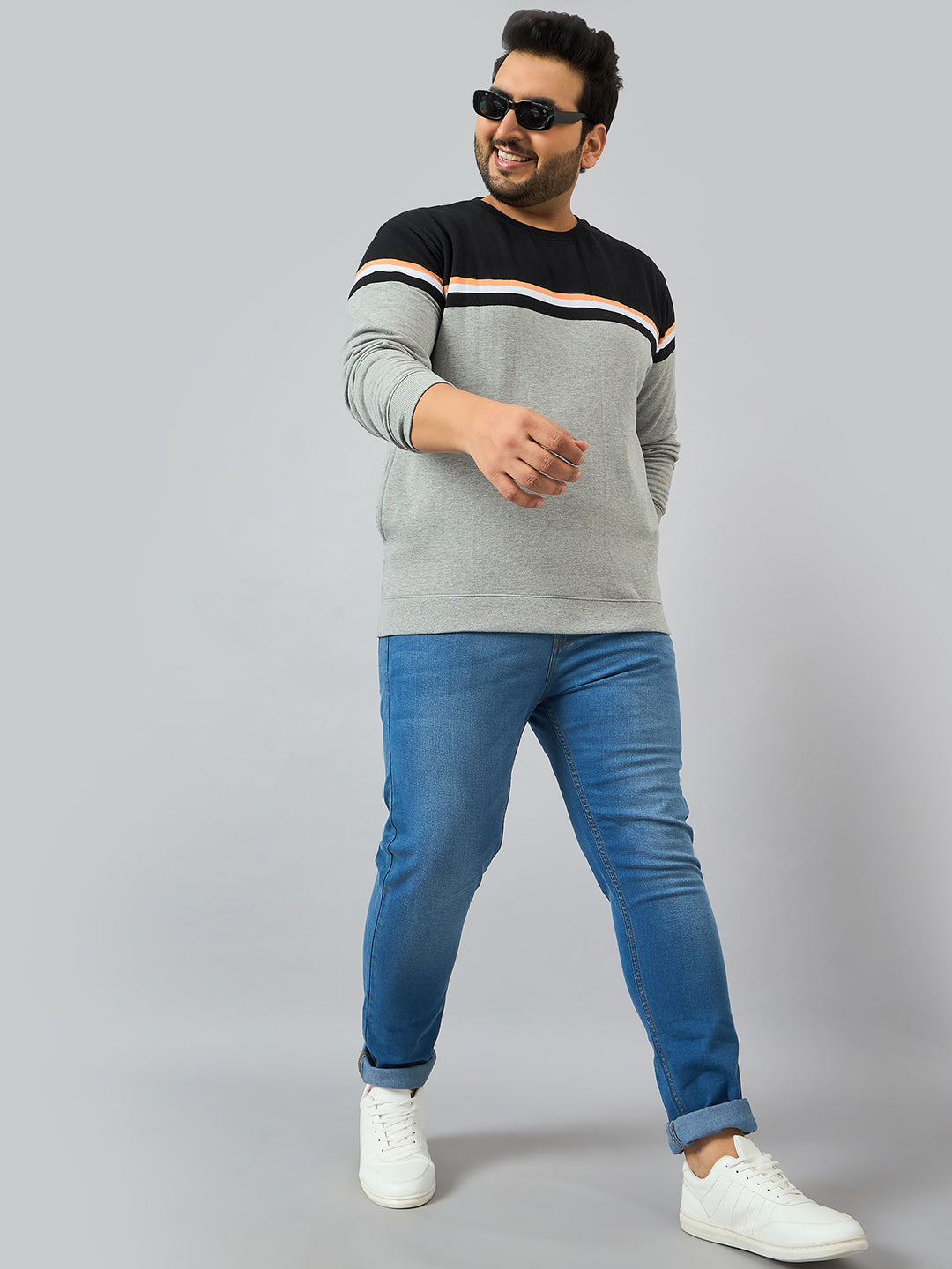 Austivo Men's Sweatshirt