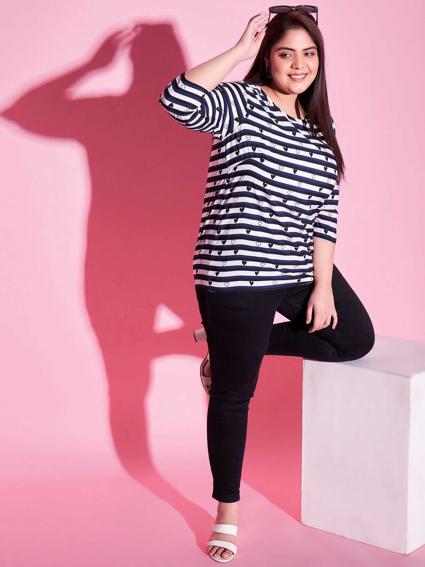 Austivo Casual Graphic Print Women Top