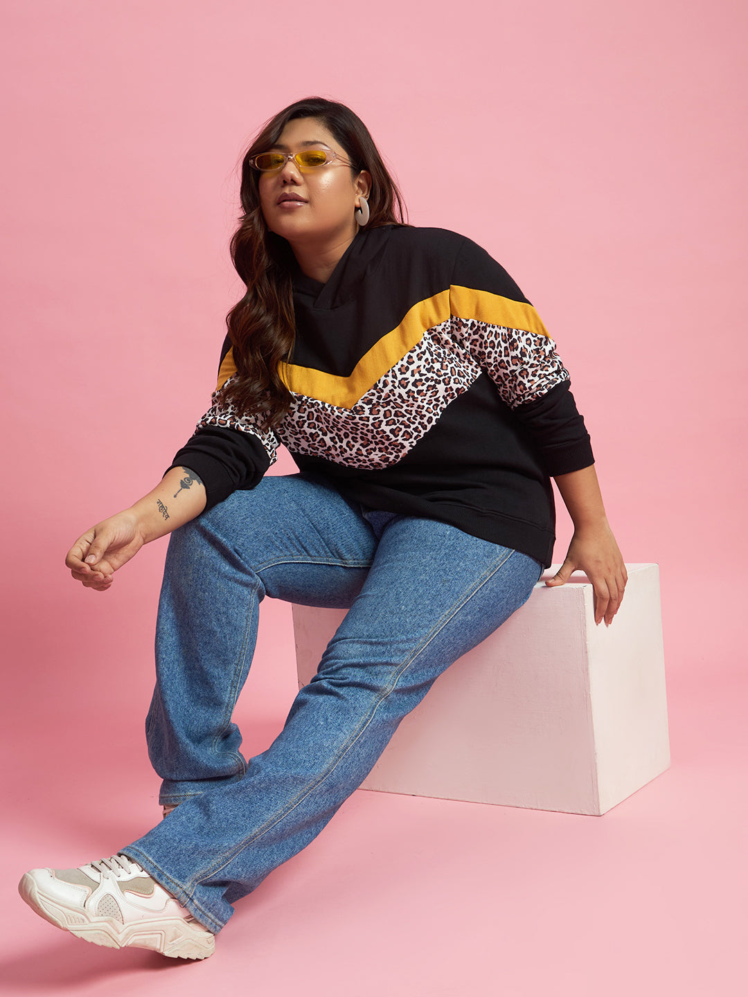 Austivo Women Sweatshirt