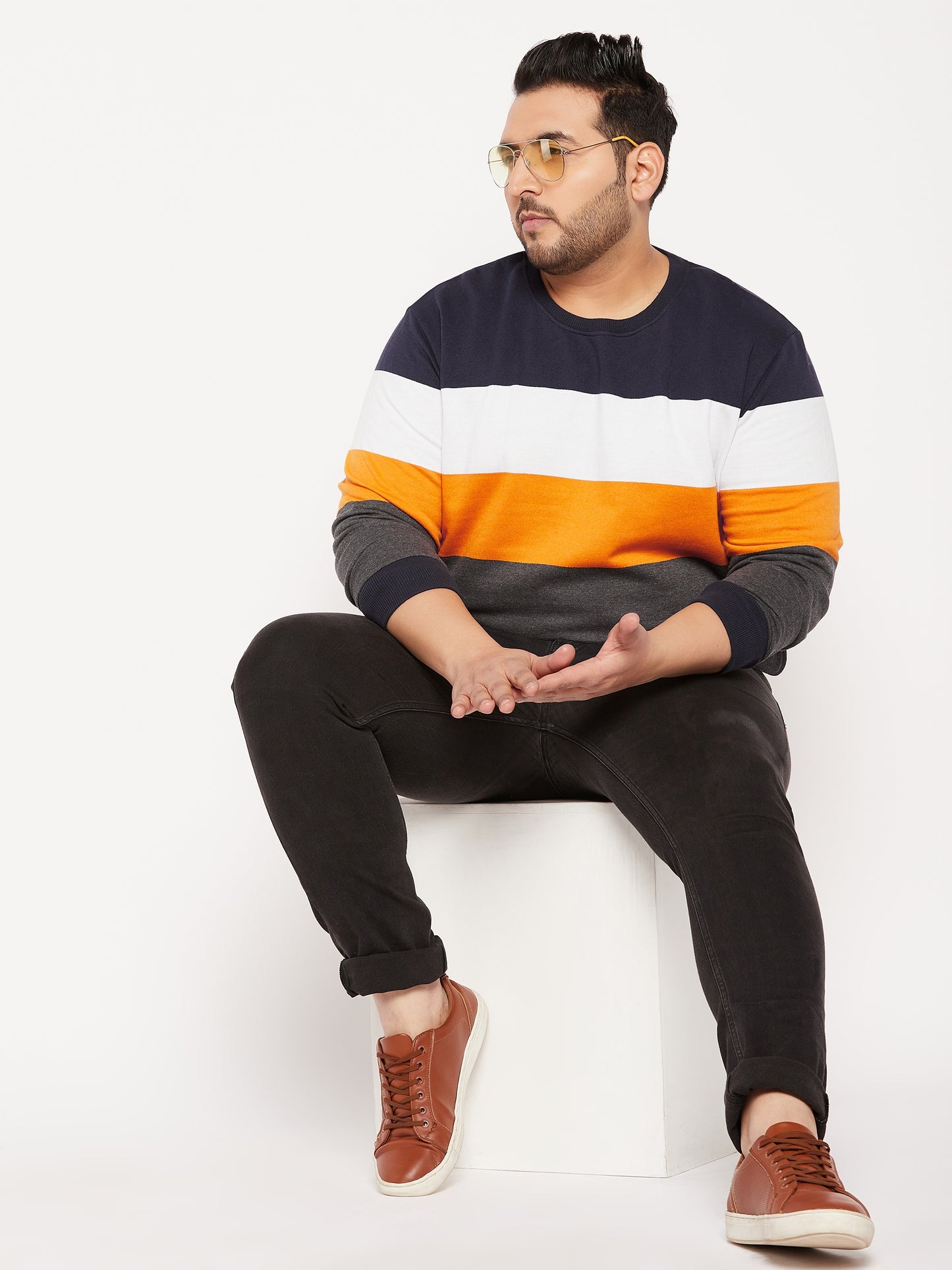 Austivo Men's Roundneck Sweatshirt