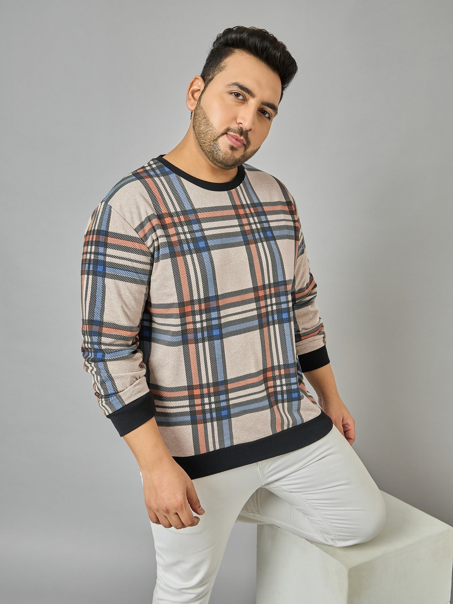 Austivo Men's Sweatshirt