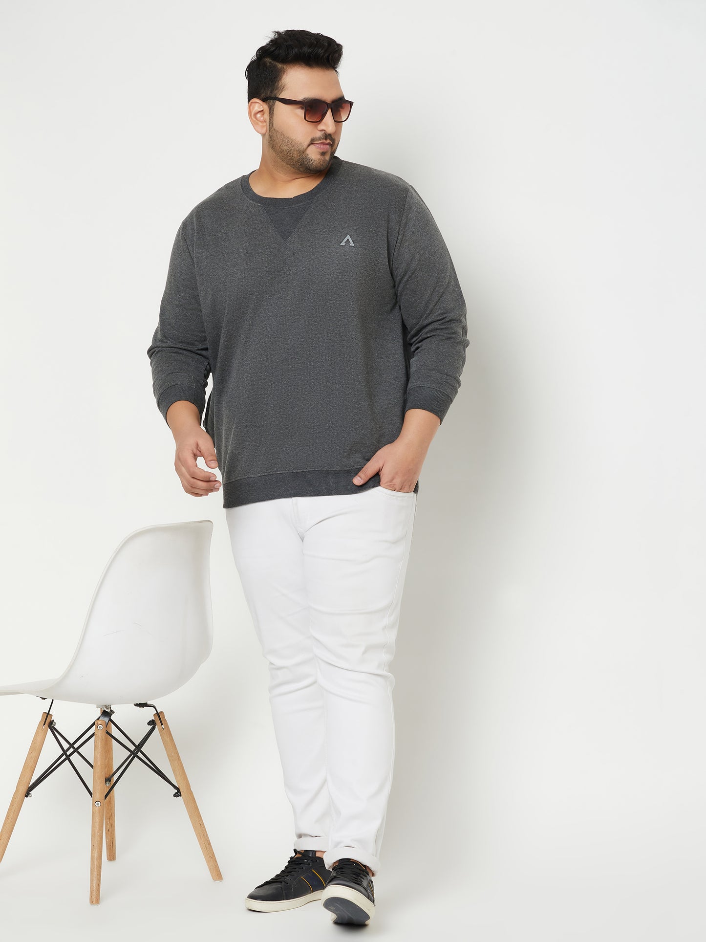Austivo Men's Sweatshirt