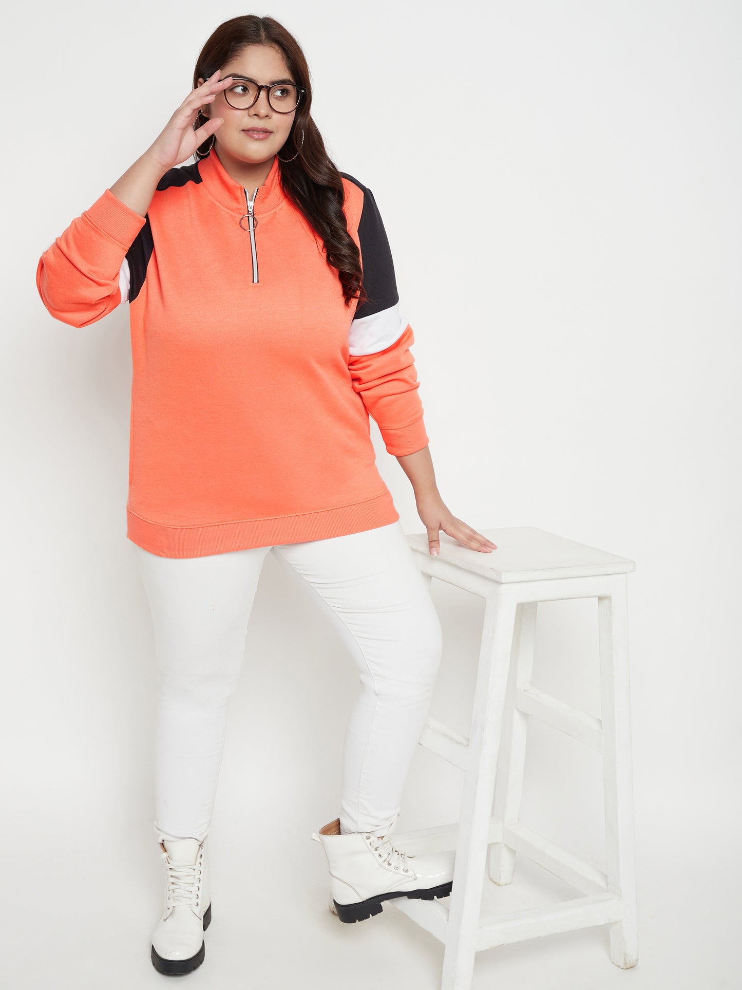 Austivo Women Solid Sweatshirt