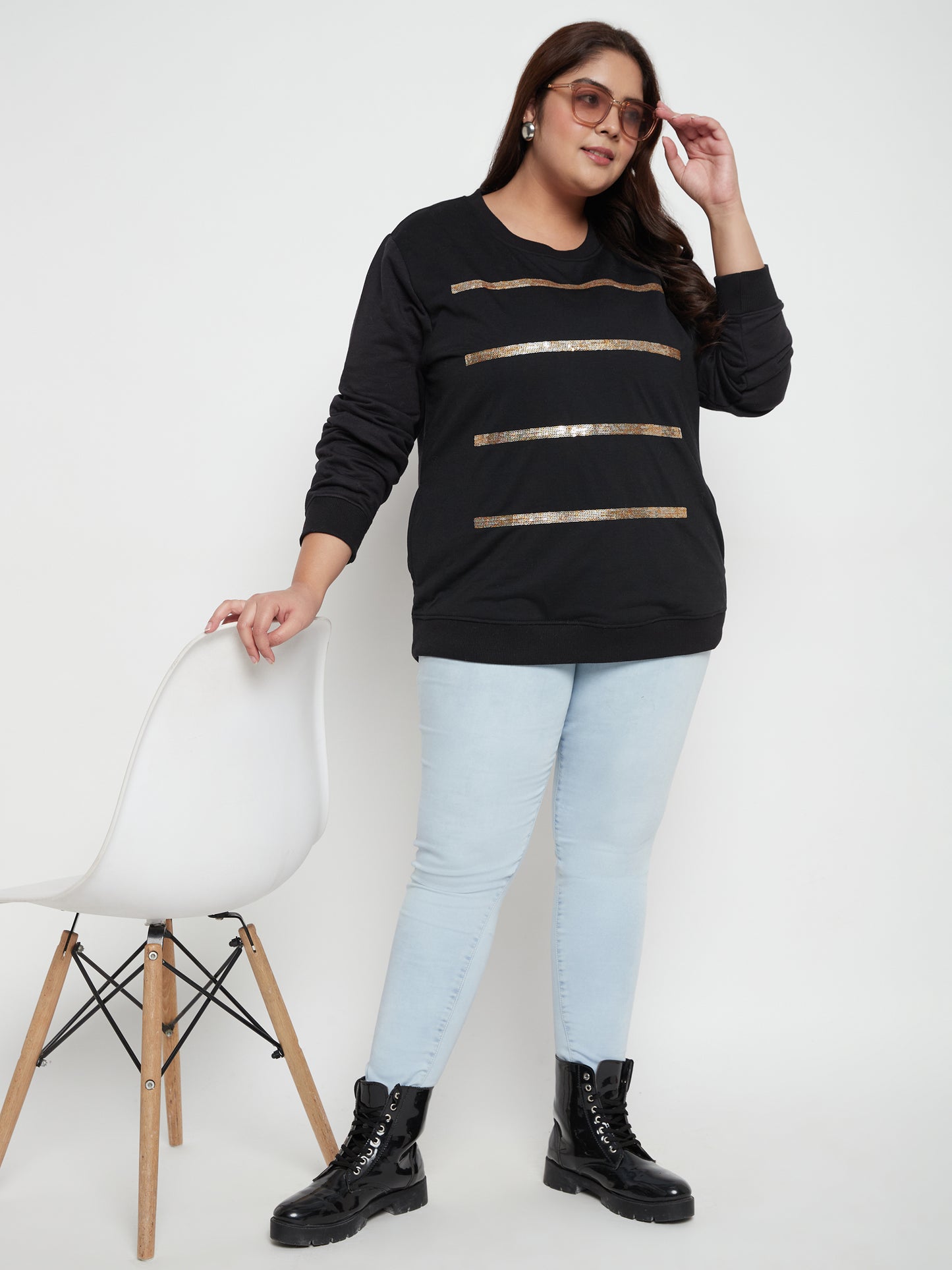 Austivo Women Solid Sweatshirt