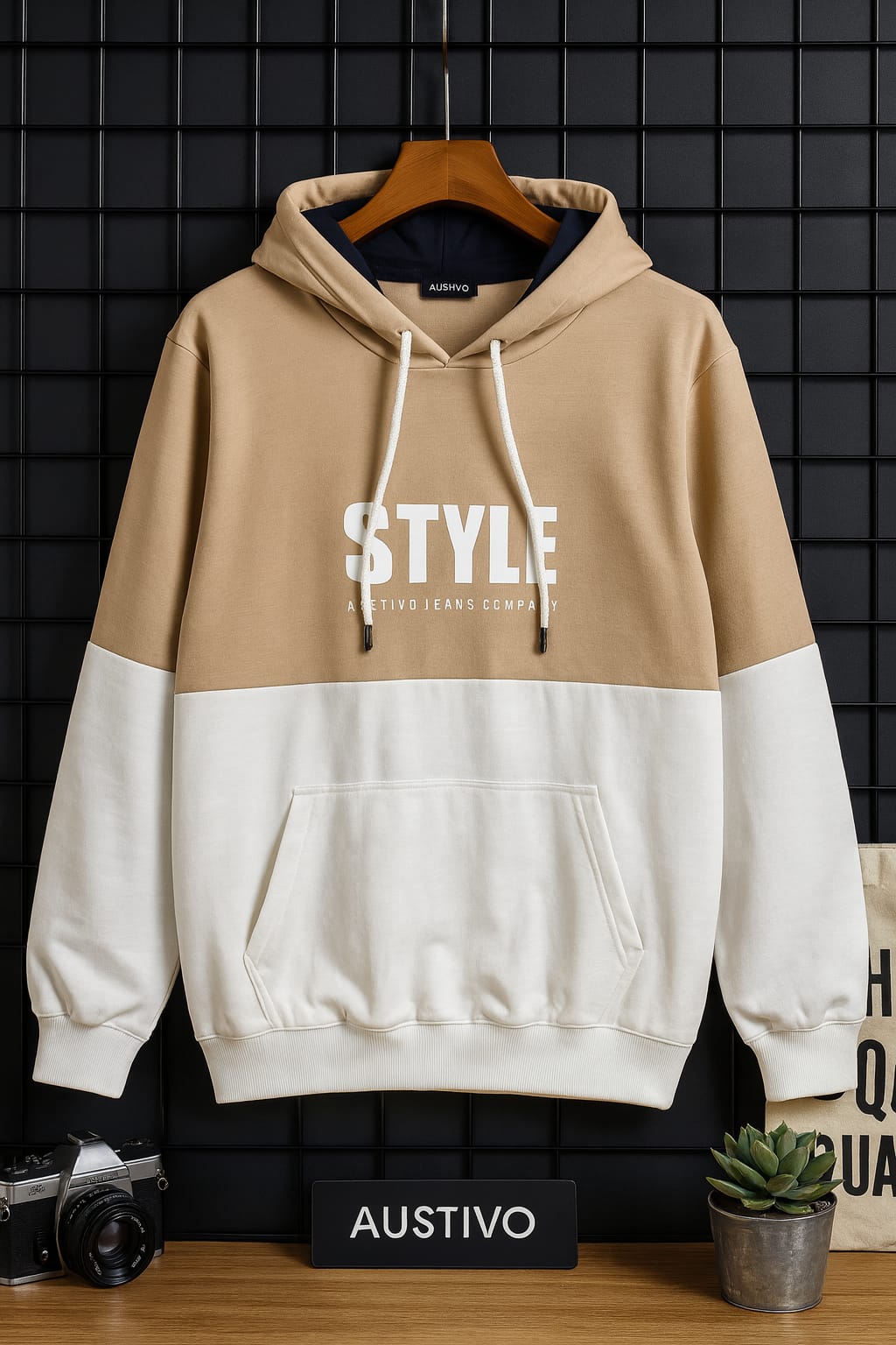 Austivo Men's Sweatshirt