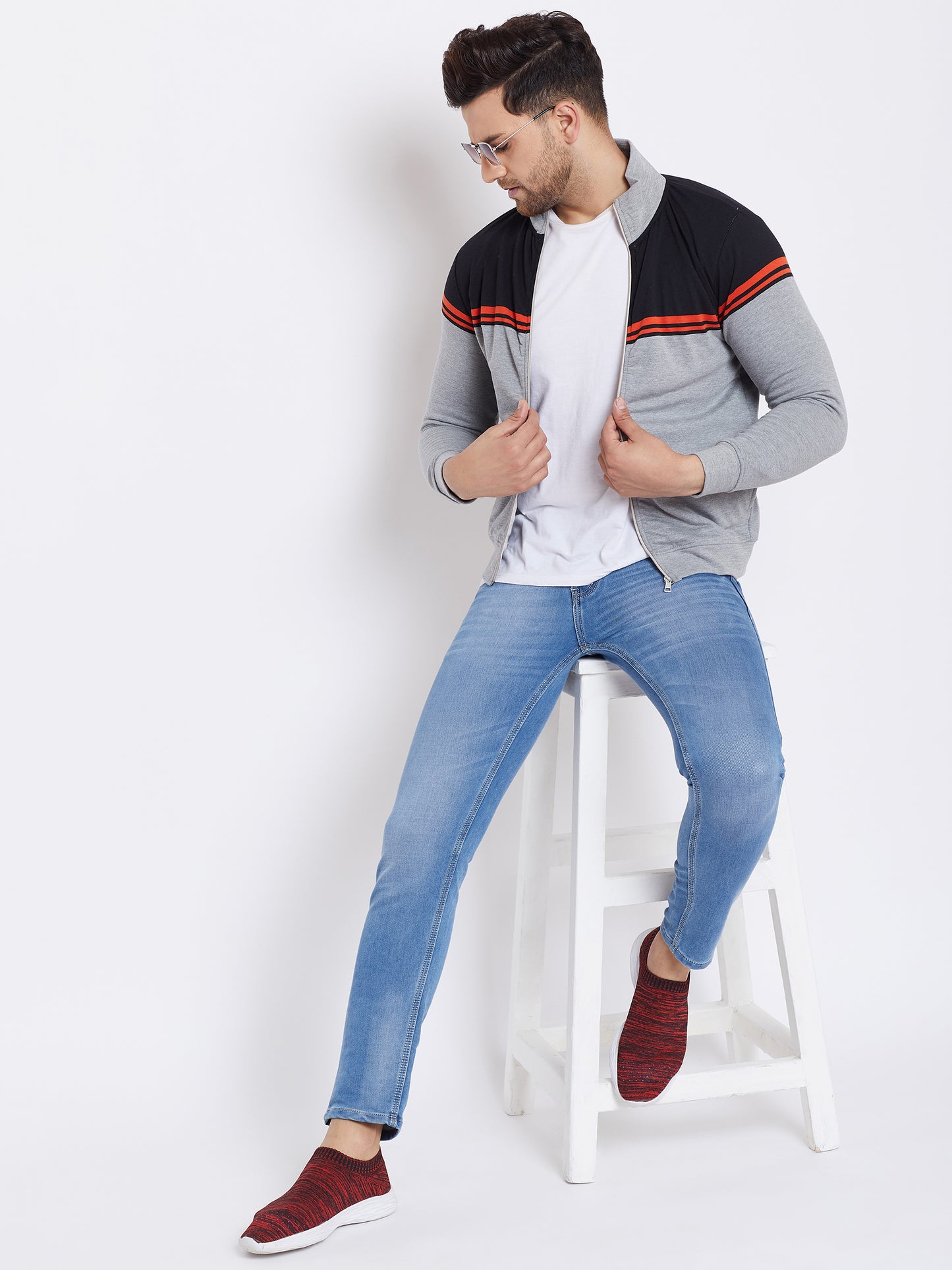 Austin Wood Men's Grey Full Sleeves Colorblocked High Neck Sweatshirt