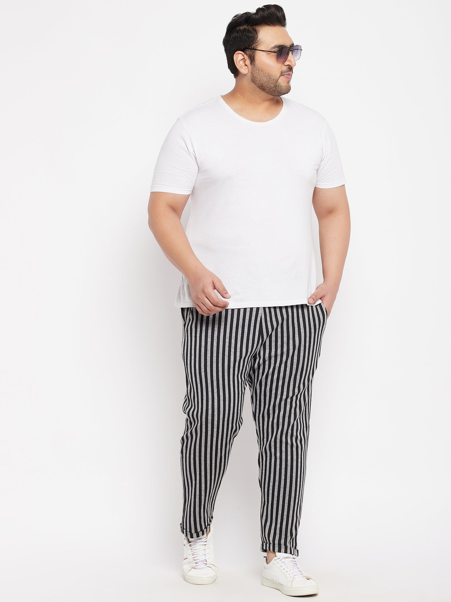 Austivo Printed Men Track Pants