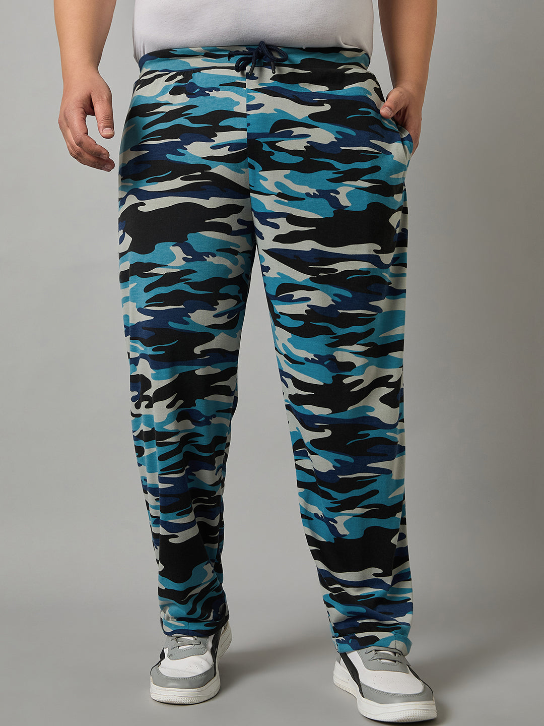 Austivo Printed Men Track Pants