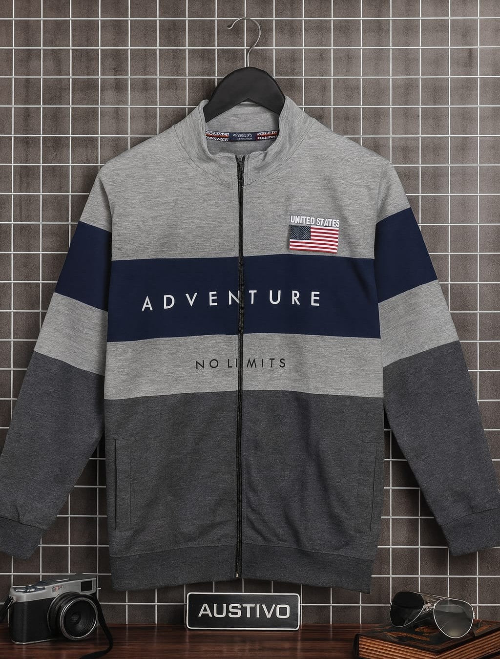 Austivo Men's Sweatshirt