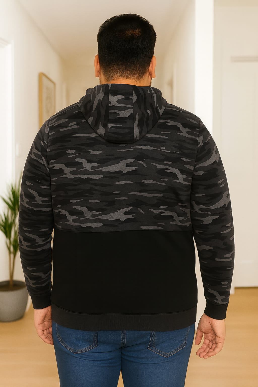 Austivo Men's Sweatshirt