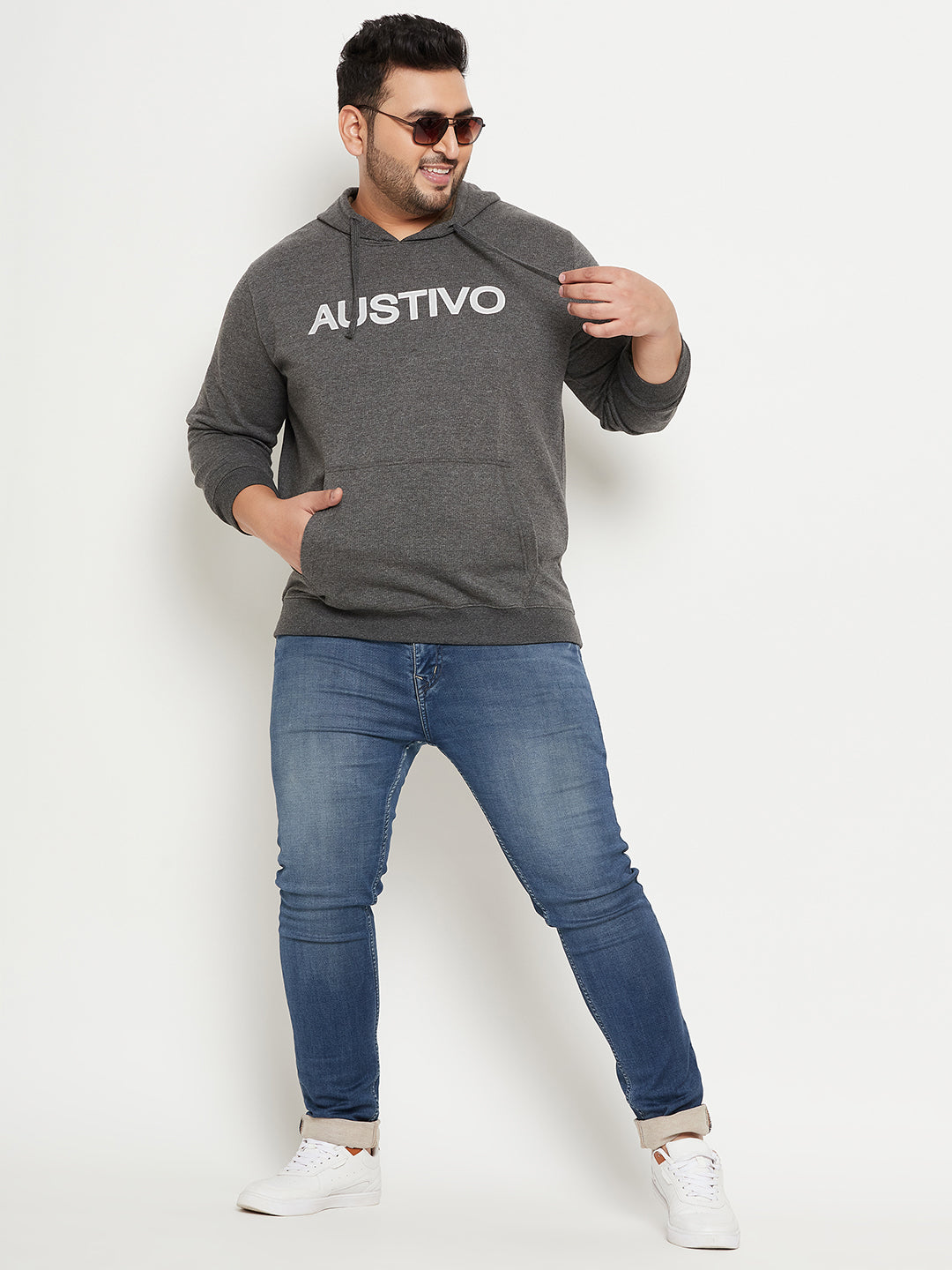 Austivo Men's Sweatshirt