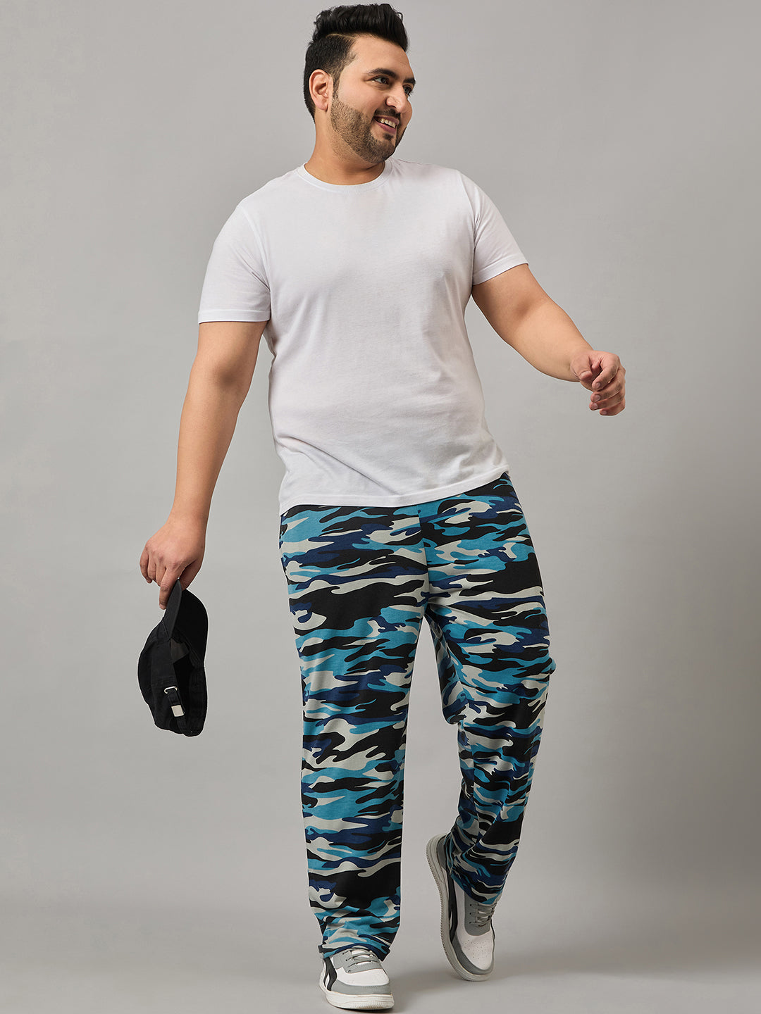 Austivo Printed Men Track Pants