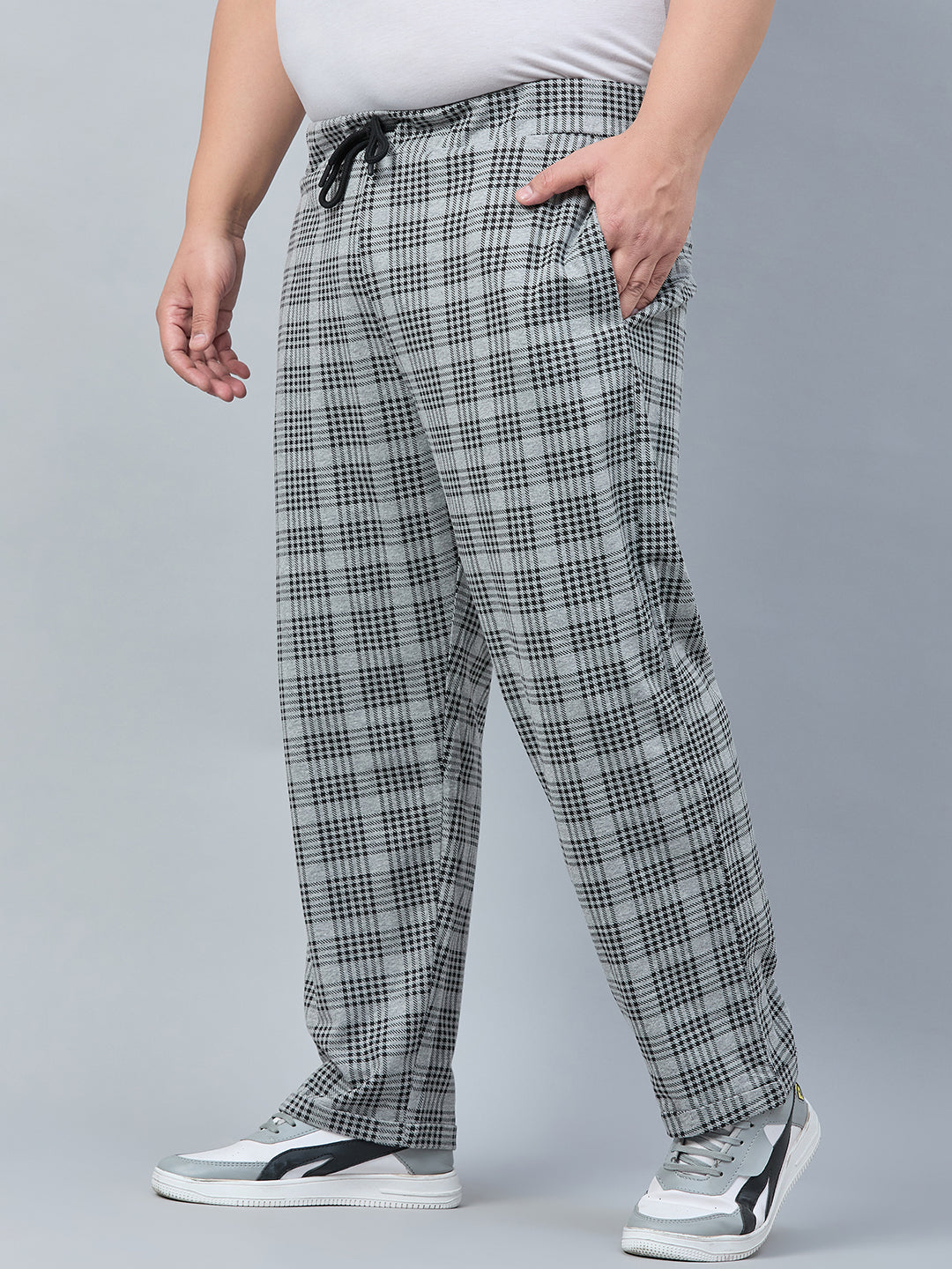 Austivo Printed Men Track Pants