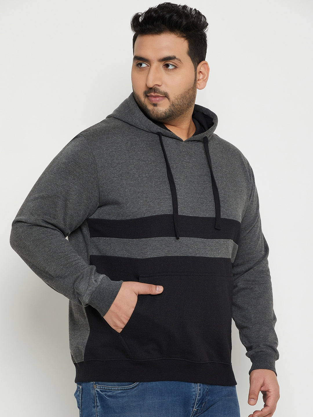 Austivo Men's Sweatshirt