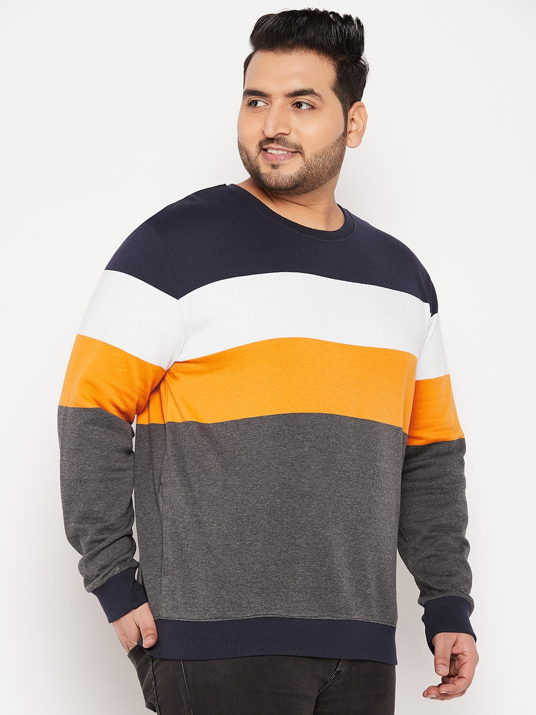 Austivo Men's Roundneck Sweatshirt