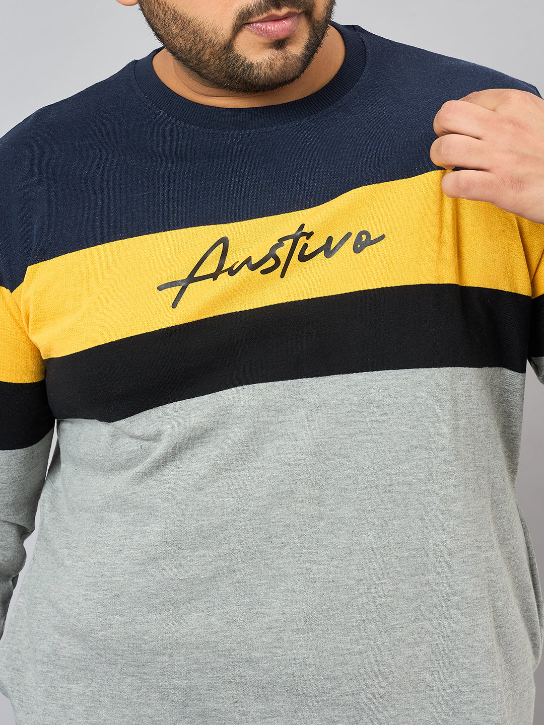 Austivo Men's Sweatshirt