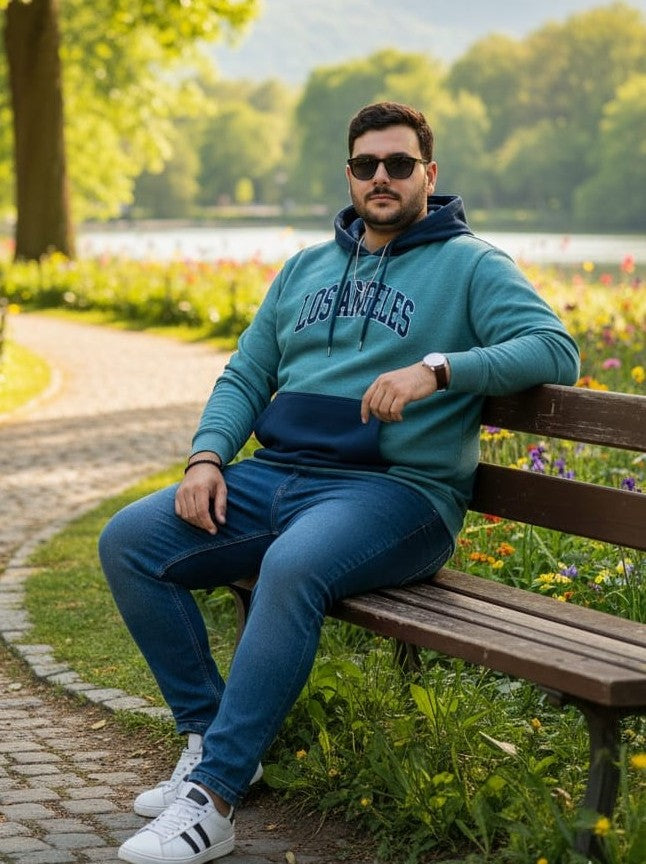 Austivo Men's Sweatshirt