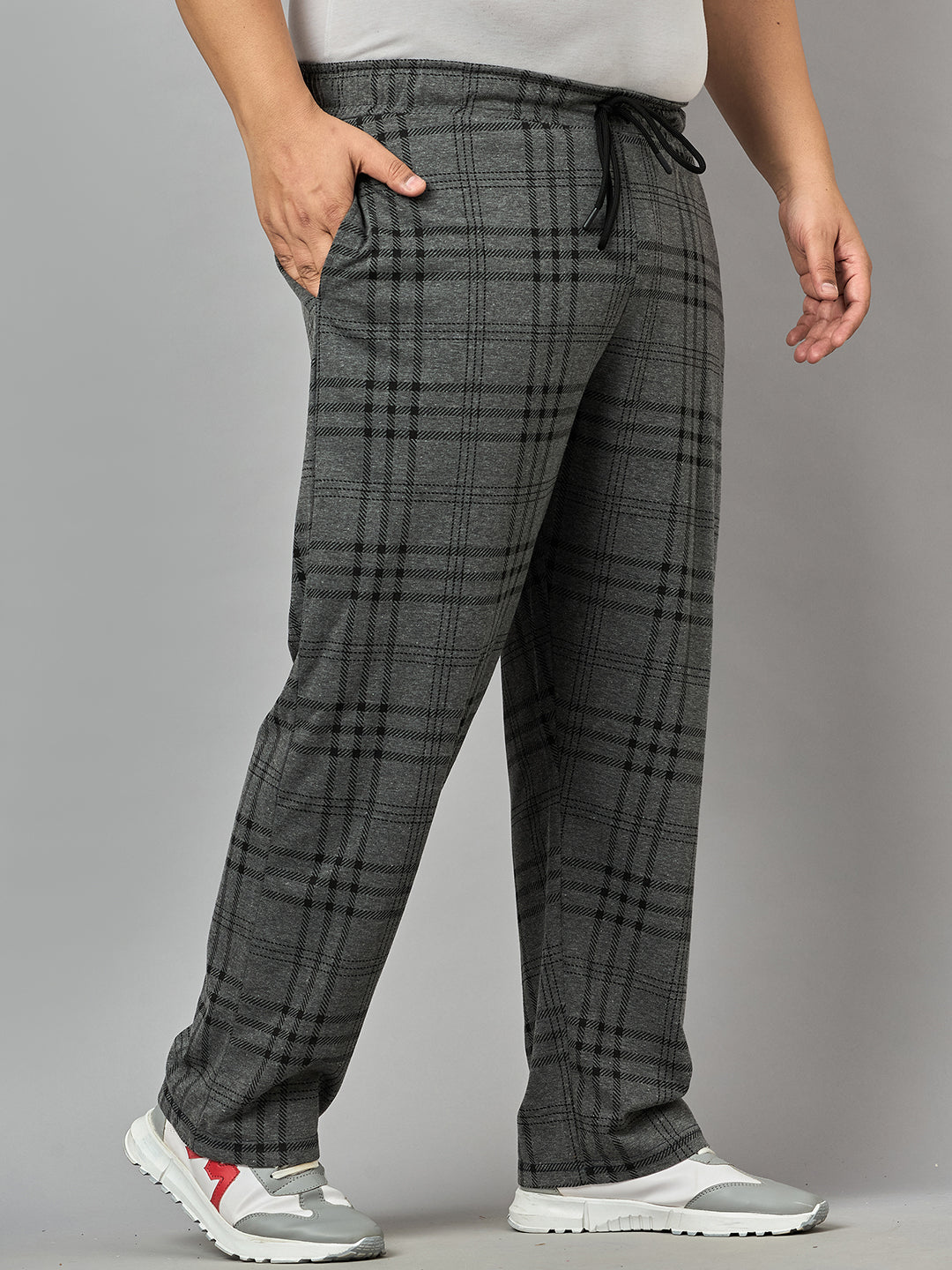 Austivo Printed Men Track Pants