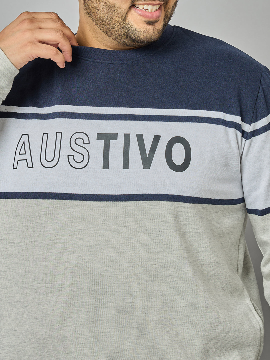 Austivo Men's Sweatshirt