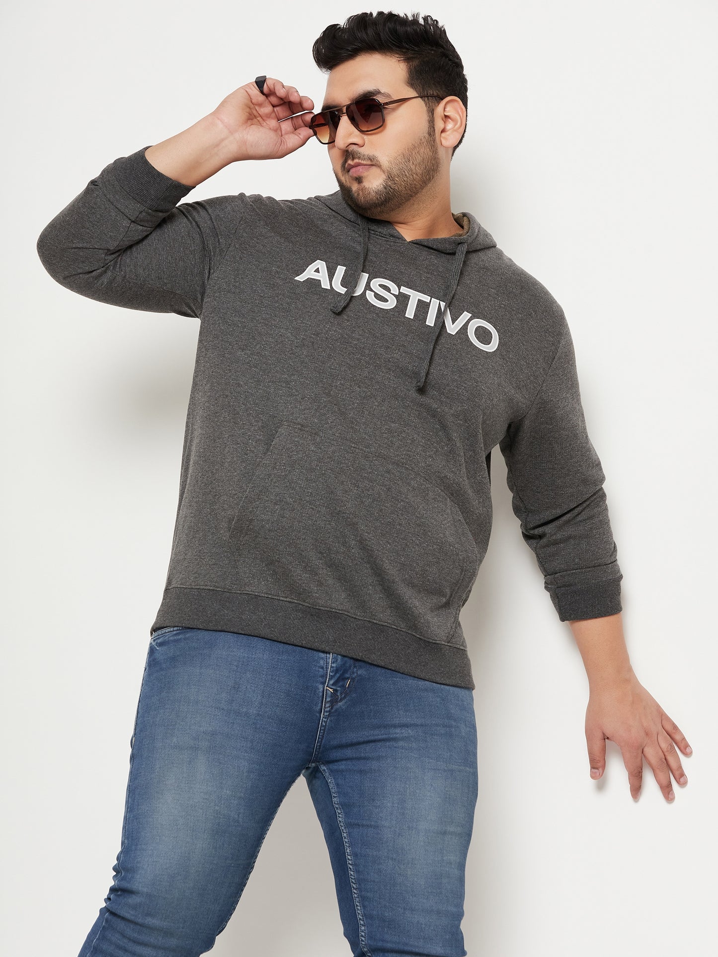 Austivo Men's Sweatshirt