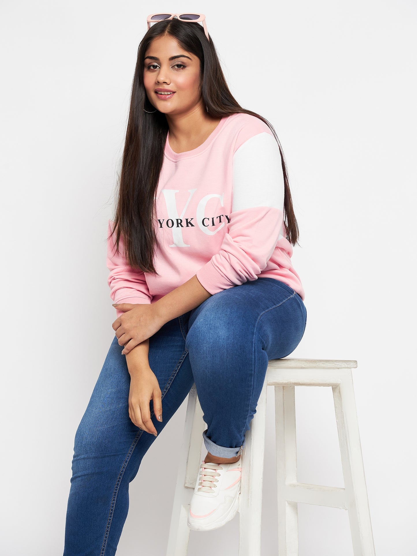 Austivo Women Colour Block Sweatshirt