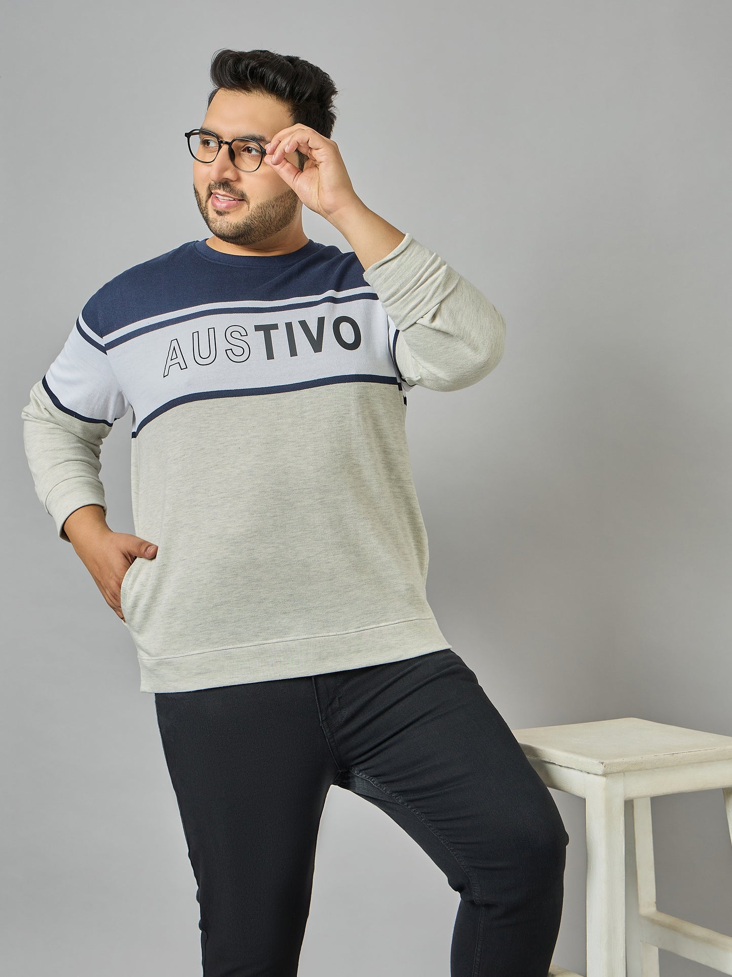 Austivo Men's Sweatshirt