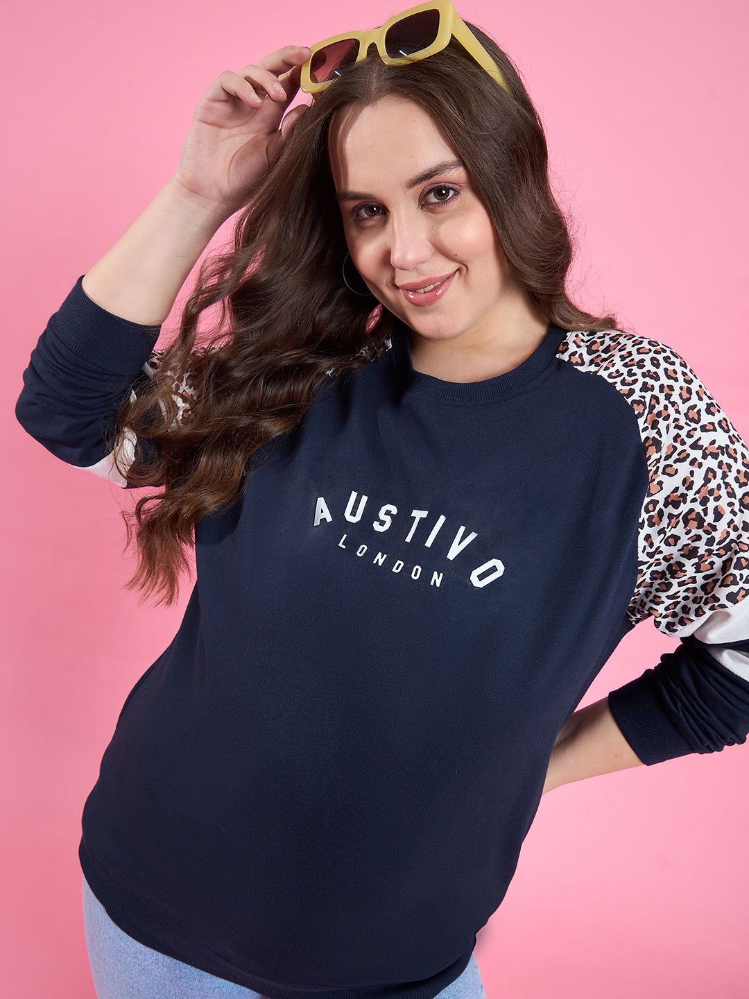 Austivo Women Solid Sweatshirt