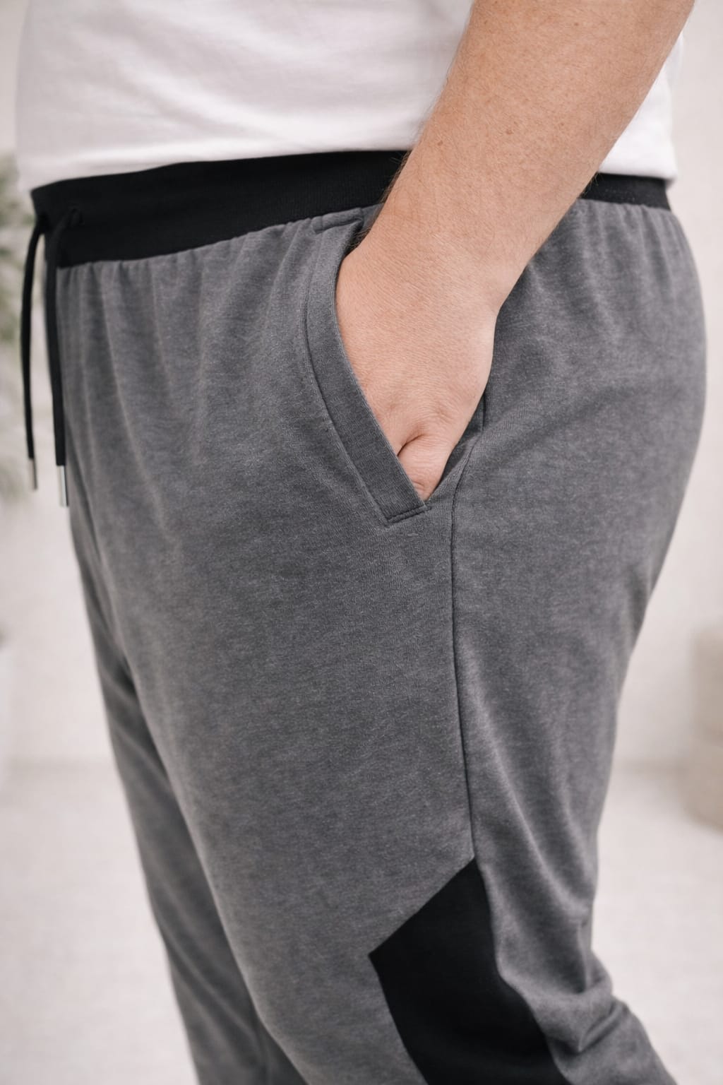 Austivo Men Track Pants
