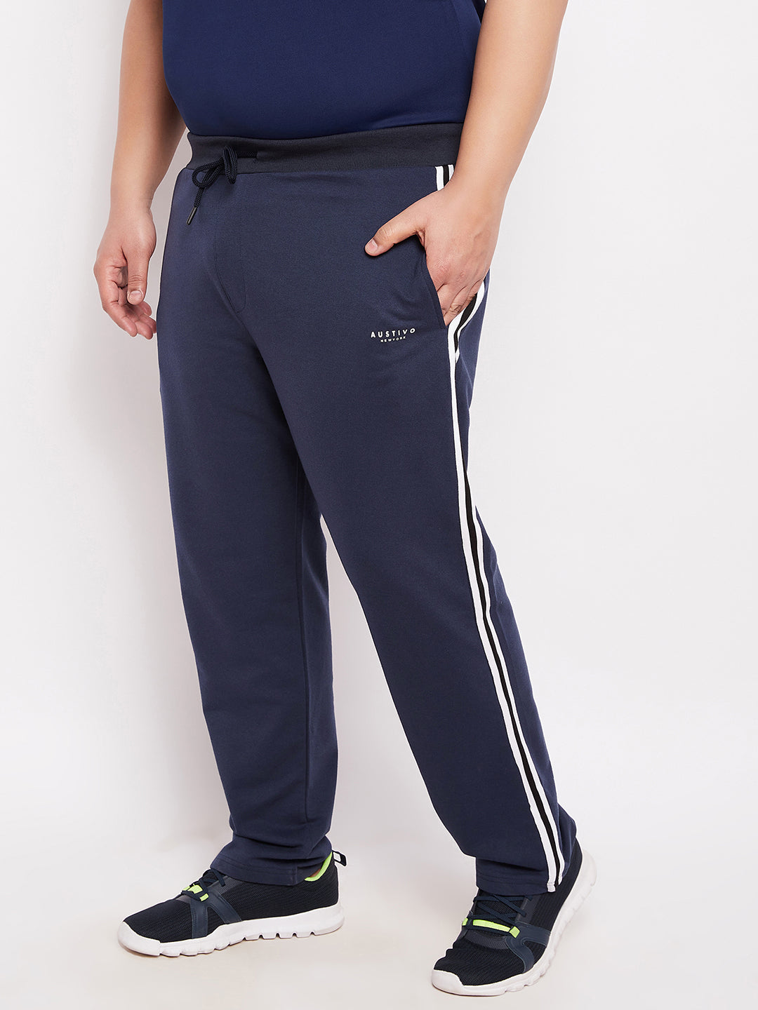 Austivo Men Navy Track Pants